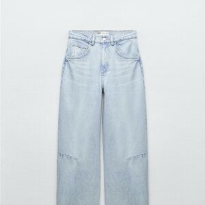Zara Women's Mid-Rise Wide Leg Balloon Jeans in Light Blue